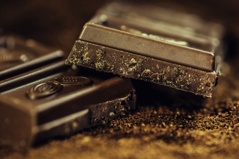 czy można jeść czekoladę przy odchudzaniu